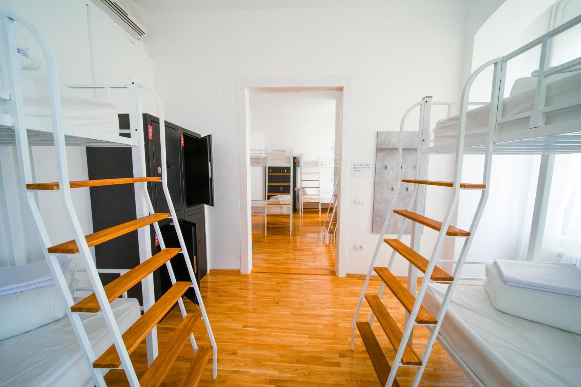 New Generation Hostel Como Lake Exteriér fotografie